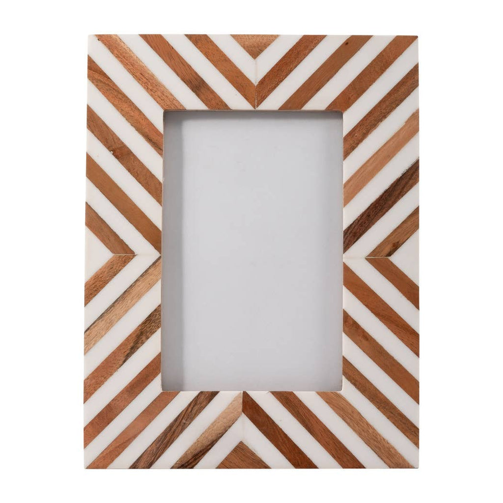 Resin Wood Herringbone Lines Photo Frame - Brown, 4x6 in.