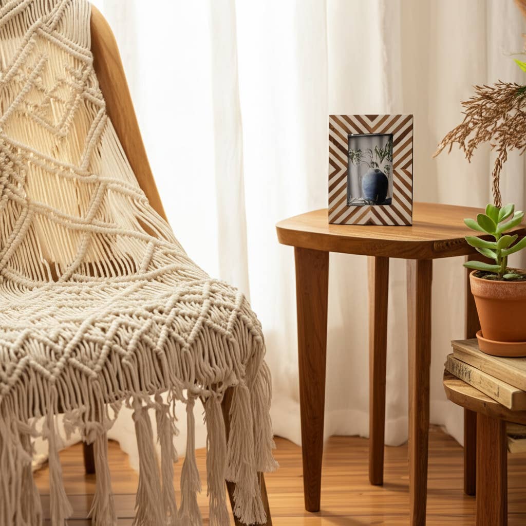 Resin Wood Herringbone Lines Photo Frame - Brown, 4x6 in.