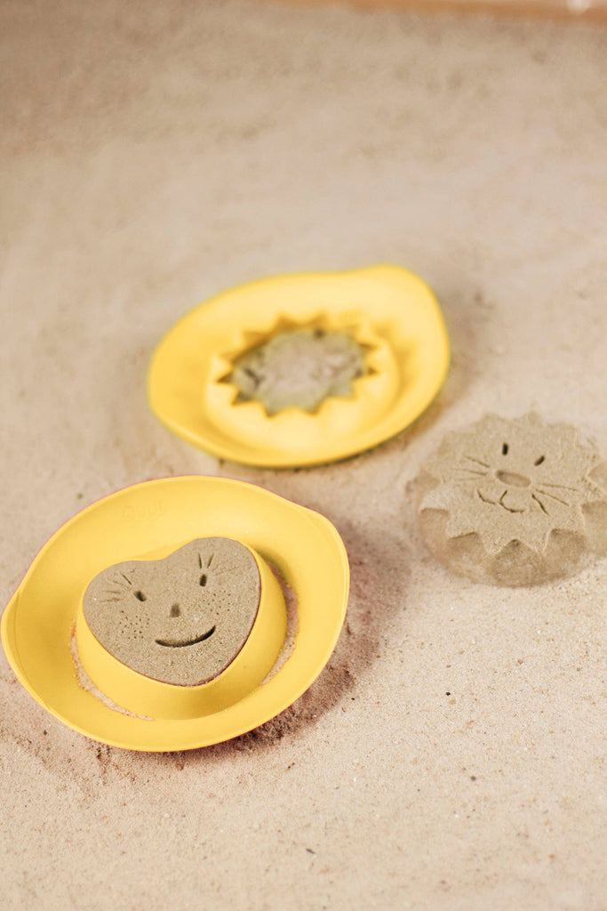 Quut Beach Set -  Triplet, Ringo and a Magic Sand Shaper