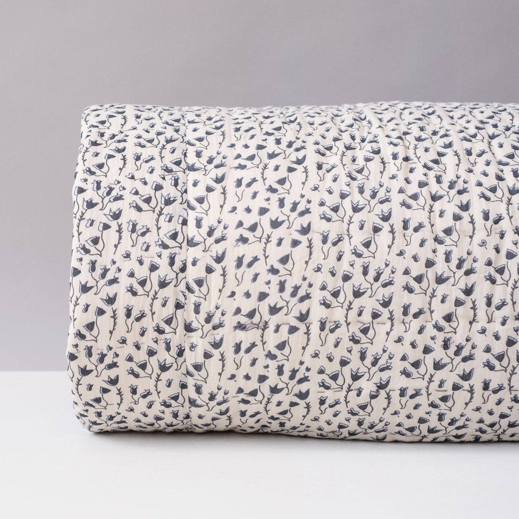 Floret Cream Navy Quilt