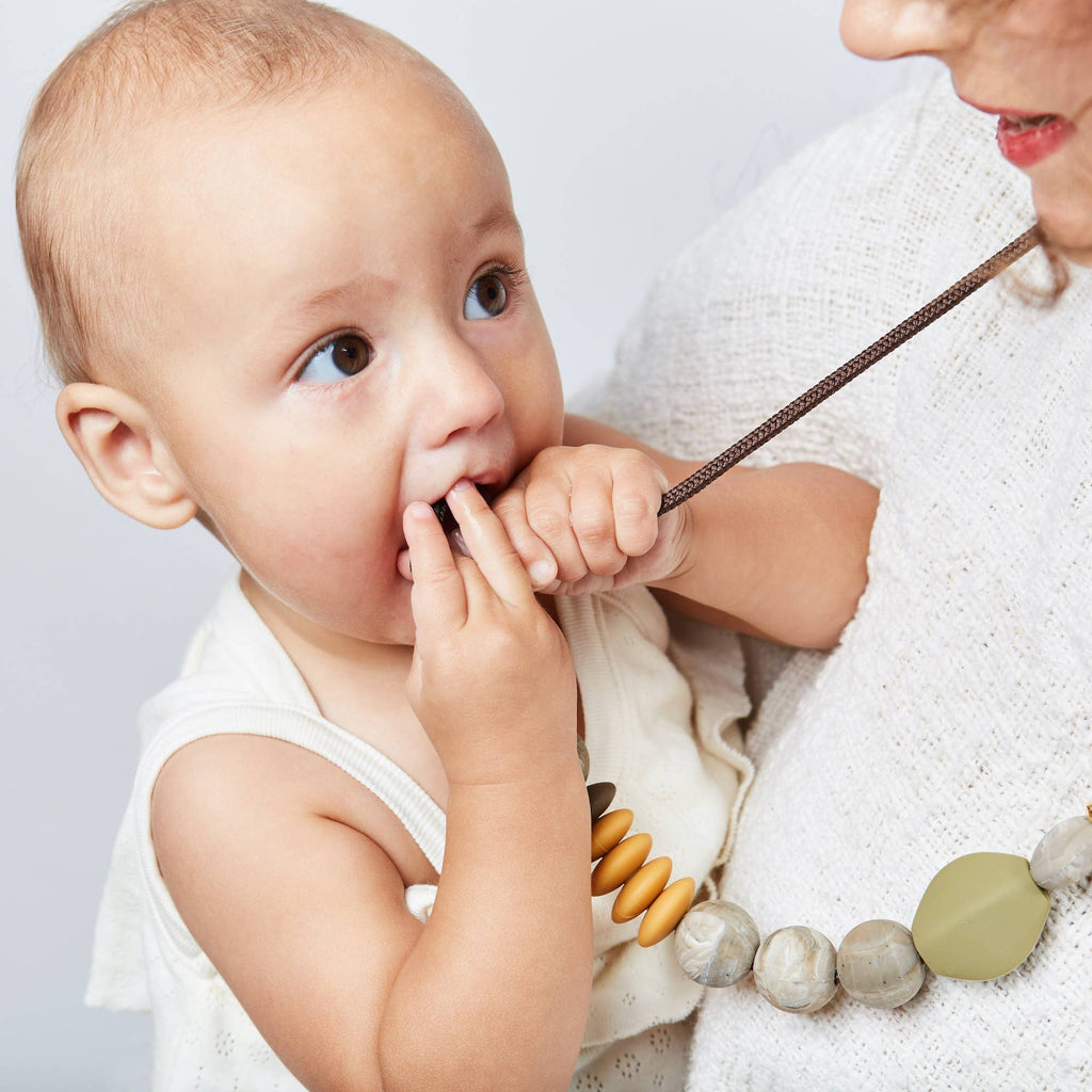 Saddle Signature Teething Necklace