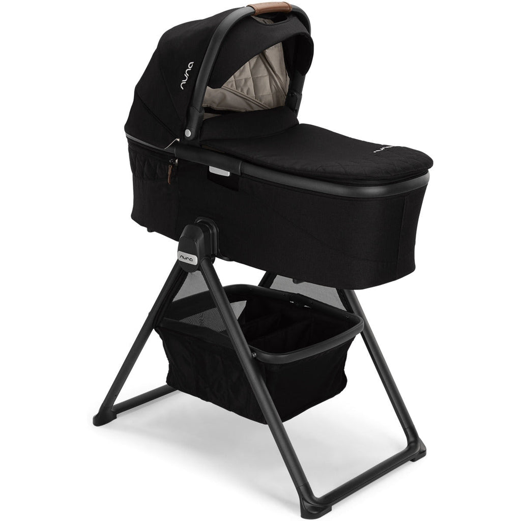 Nuna bassinet 2025