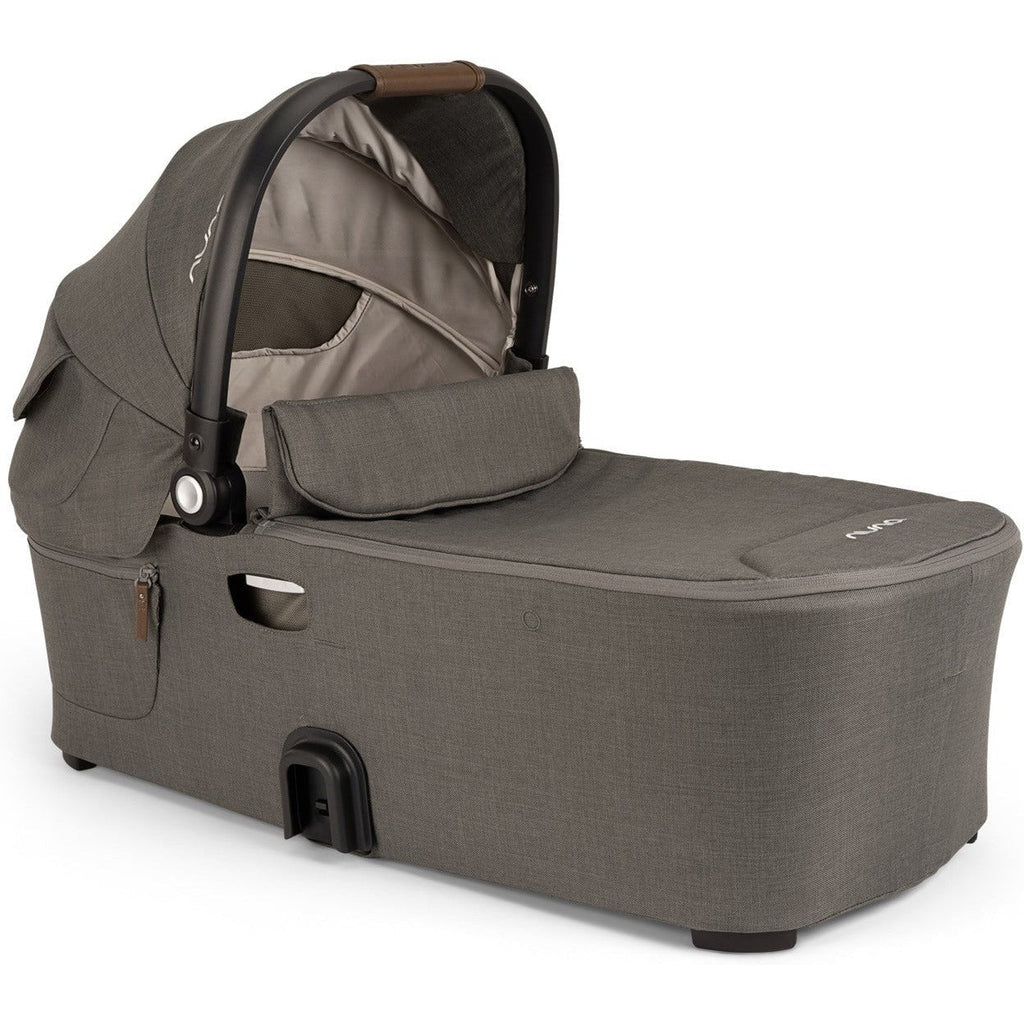 Nuna Demi Next Bassinet + Stand