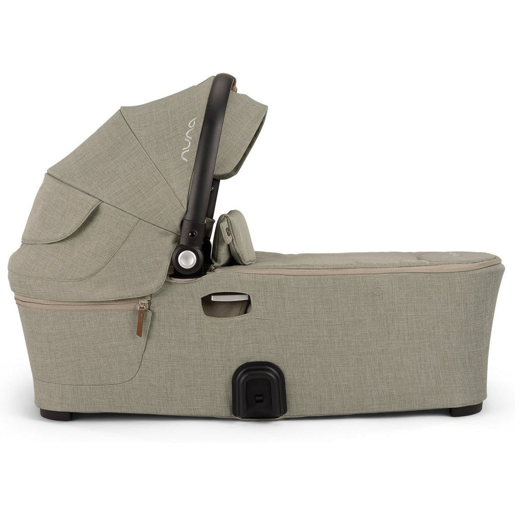 Nuna Demi Next Bassinet + Stand