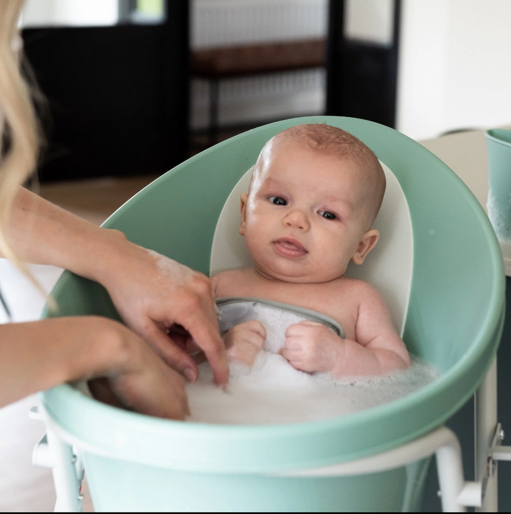 Shnuggle Bath