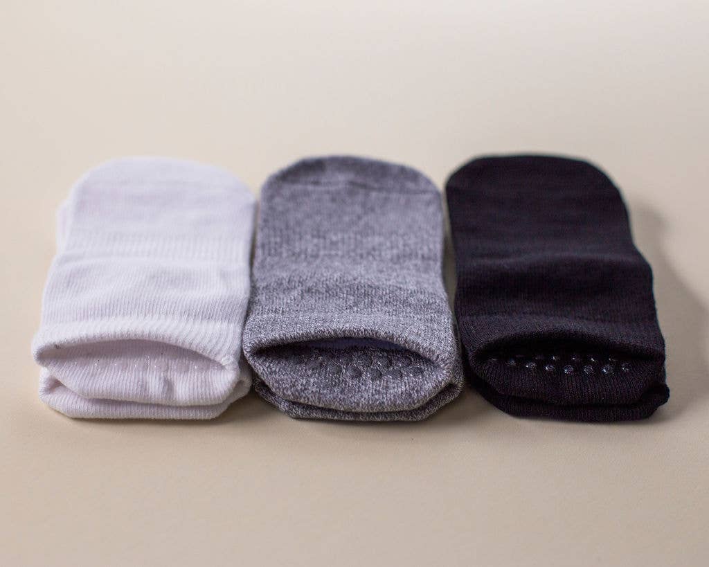 Crew - Non-Slip Baby Ankle Socks in White, Gray, Black: 0 - 6M