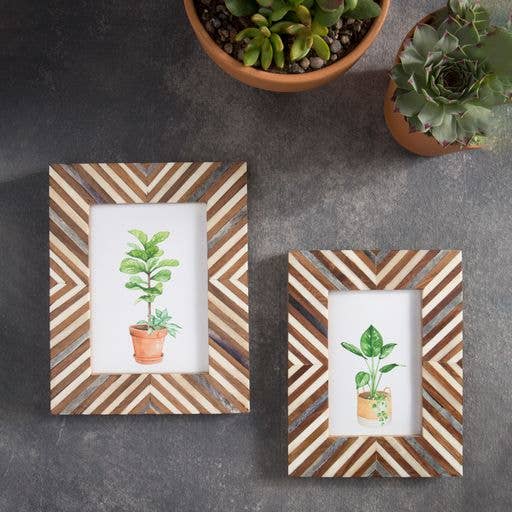 Banka Mundi 5x7 Brown White Picture Frame - Carved Bone Wood