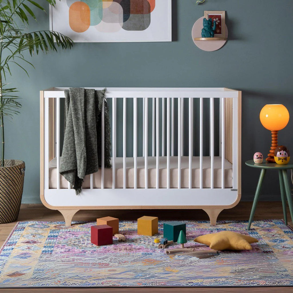 Jolly 3-in-1 Convertible Crib