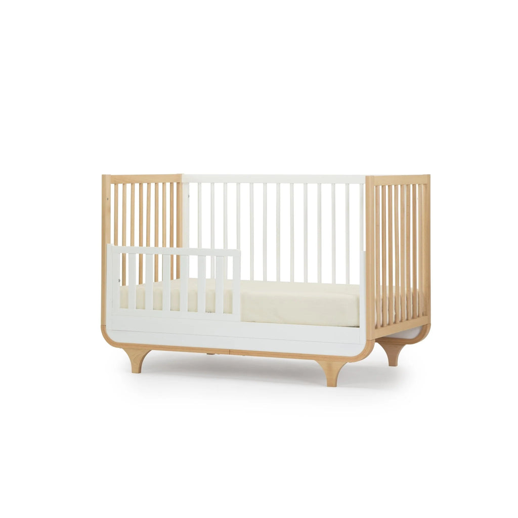 Jolly 3-in-1 Convertible Crib